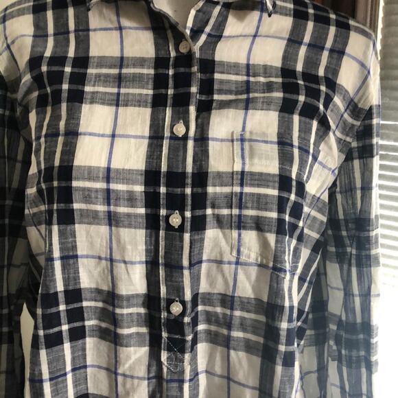 J. Crew | Plaid The Perfect Shirt Size M - Picture 2 of 5
